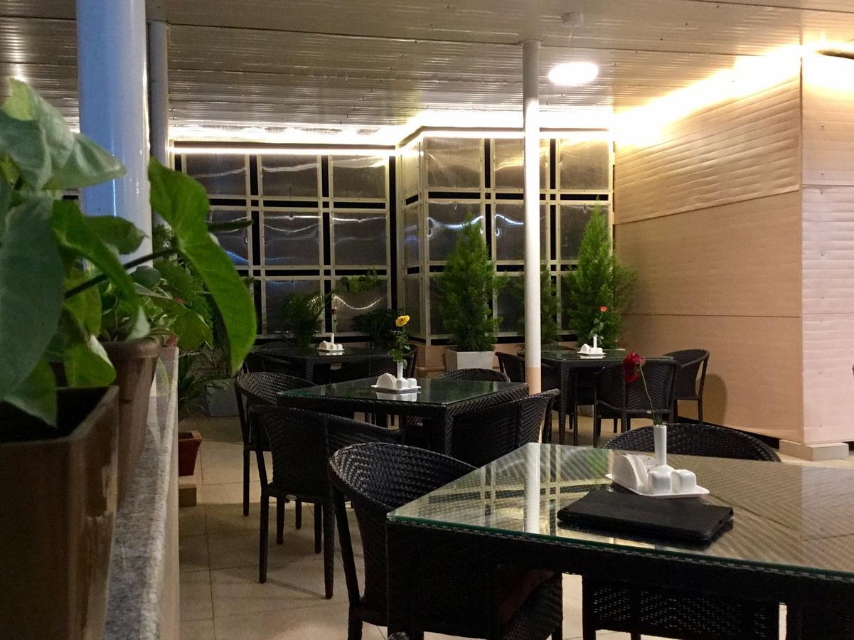 Sai Towers Hotel Puttaparthi Exterior foto
